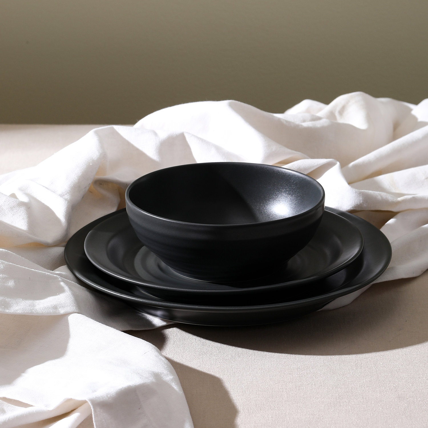Orbit Stoneware Dinnerware Set, Gray