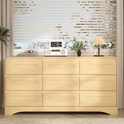Commode blanche pour la chambre à coucher avec 9 tiroirs, commodes de style moderne de 63 po et commode à profil incurvé, rangement de vêtements pour garde-robe en bois