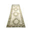 Tapis de couloir beige unique en laine noué à la main 3 pi 9 po x 12 pi 9 po années 1960