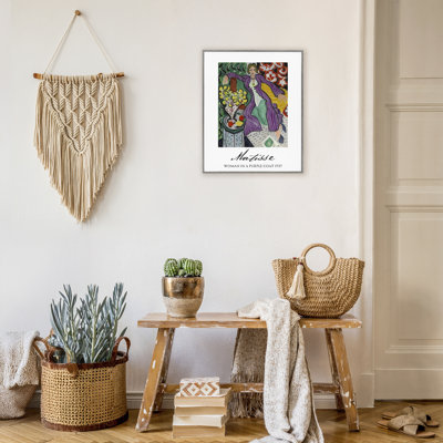 Femme matisse en manteau mauve, estampe numérique, design par Vintage Hustle