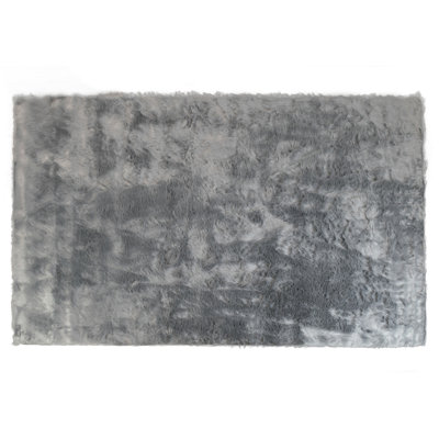 Malissie Faux Fur Indoor Rug