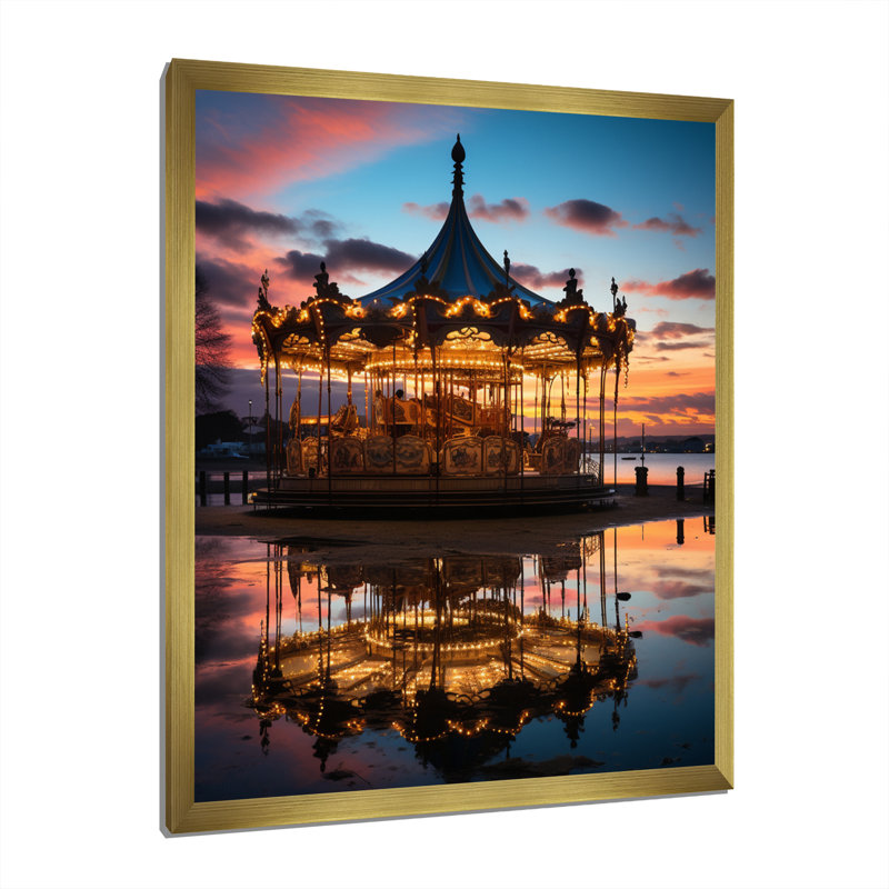 Carrousel au crépuscule Kullan - reproduction sur toile, H 44 po x l 34 po x P 1,5 po, Encadrement doré