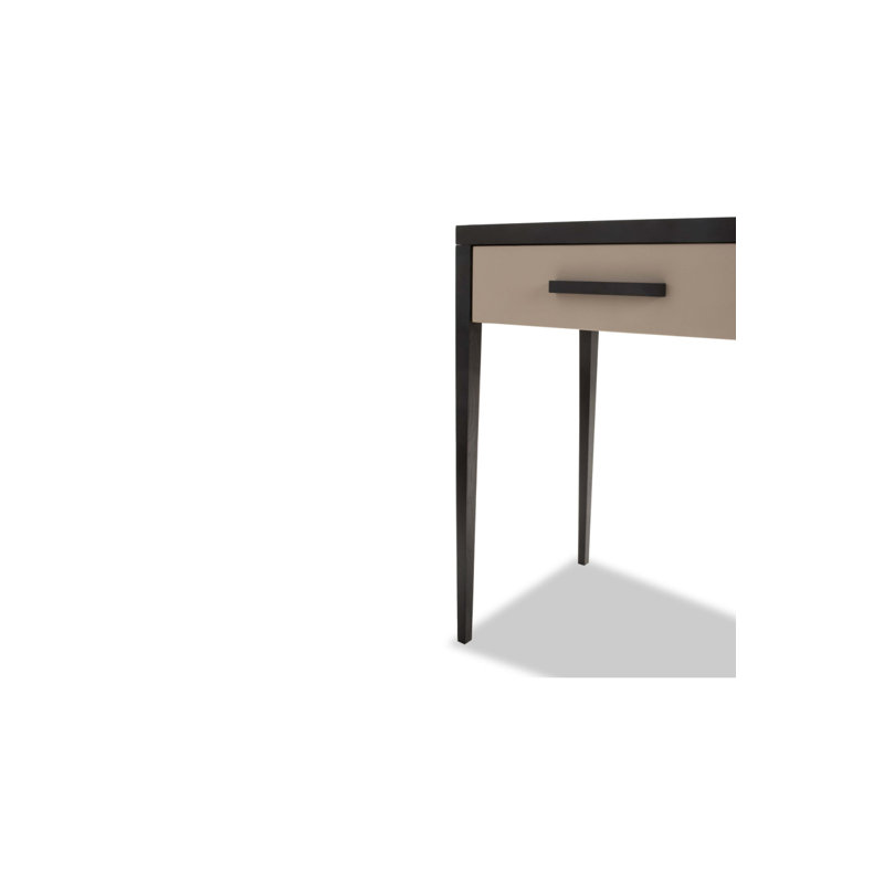 Liza 47'' W Console Table