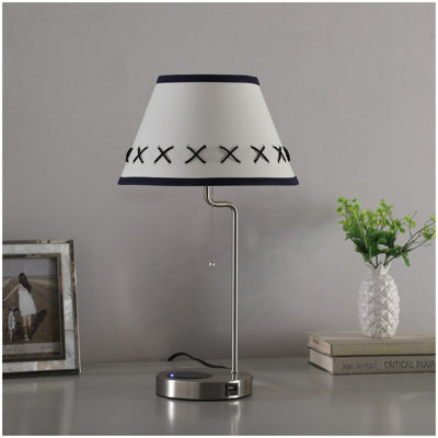 Lampe de table moderne 20 pouces Shelby avec USB / station de charge