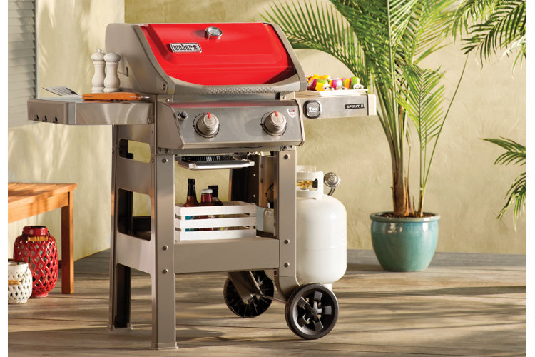 BBQ Essentials to Set Your Next Backyard Party Up for Success