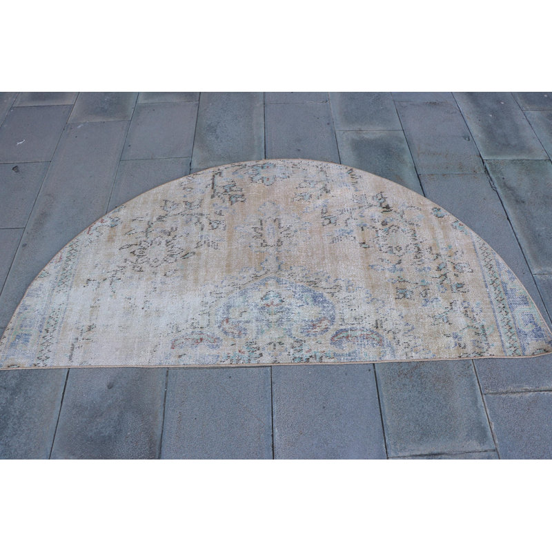 Vintage Handwoven Turkish Oushak Accent Rug for Entryway in Beige - Antique Style
