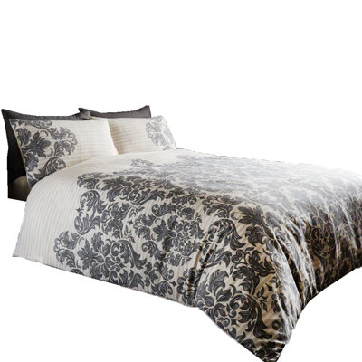 Damask Pattern Duvet Cover Set with Matching Pillowcases - Polycotton Bedding Set - Washable