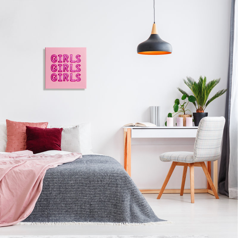 «Pink Girls Balloon Letters» par Lish Creative, H 17 po x l 17 po x P 1,5 po