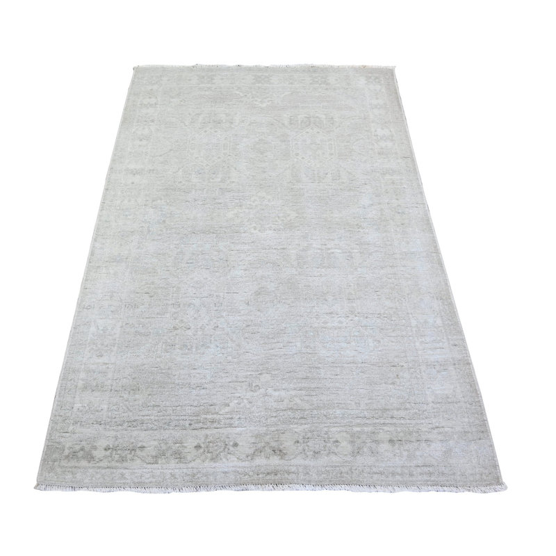 Tapis unique gris de 4 pi x 5 pi 9 po Phala