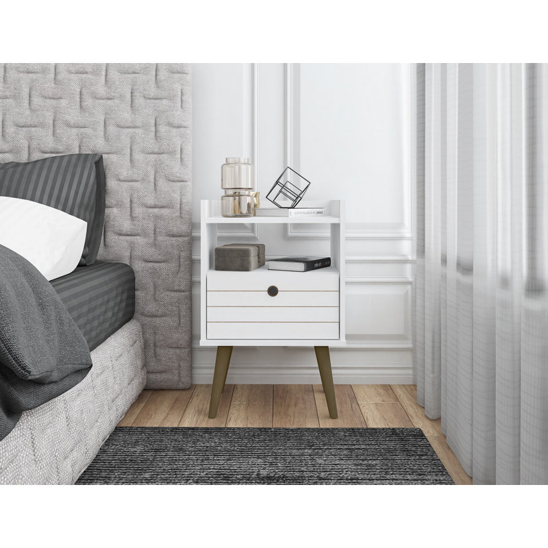 Helaina 17.71'' W Nightstand, White