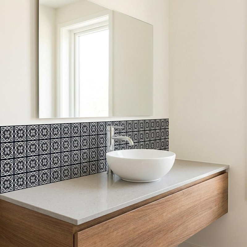 Carreaux amovibles en vinyle noir et gris 8 po x 8 po, H 8 po x l 8 po x P 0,1 po, Noir / blanc / brun