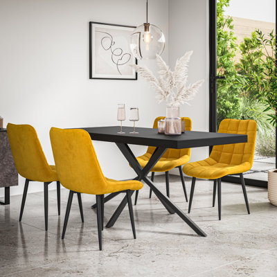 Akaalbir 6 - Person Dining Set