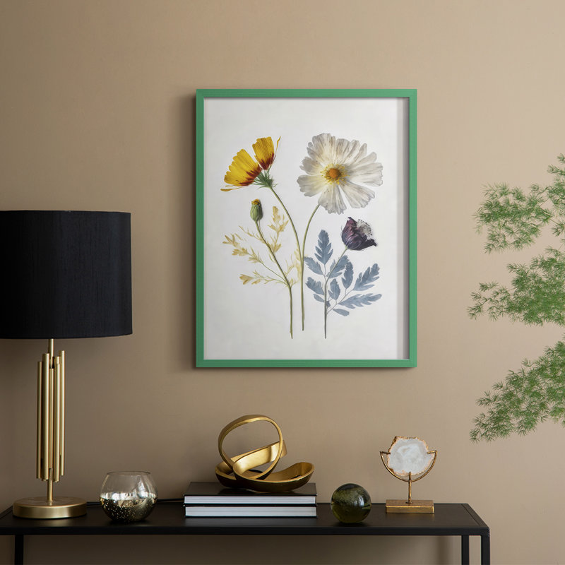 Pressed Flower Memories II, reproduction encadrée - bois massif, H 30 po x l 24 po, Green