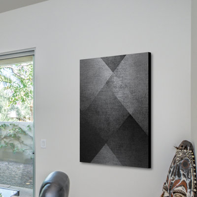 «Hardly Visible», reproduction sur métal