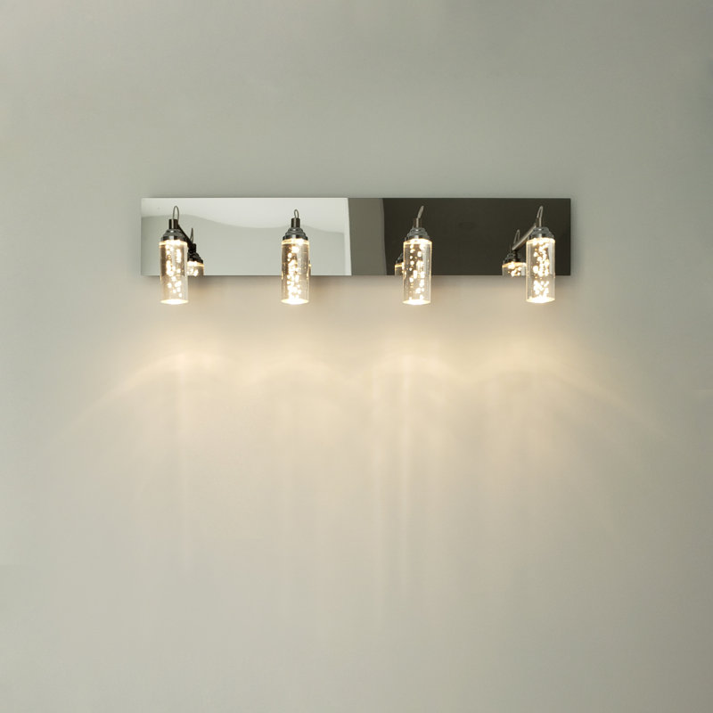 Éclairage pour salle de bain 4 lumières à DEL à intensité variable en chrome poli Ardrie