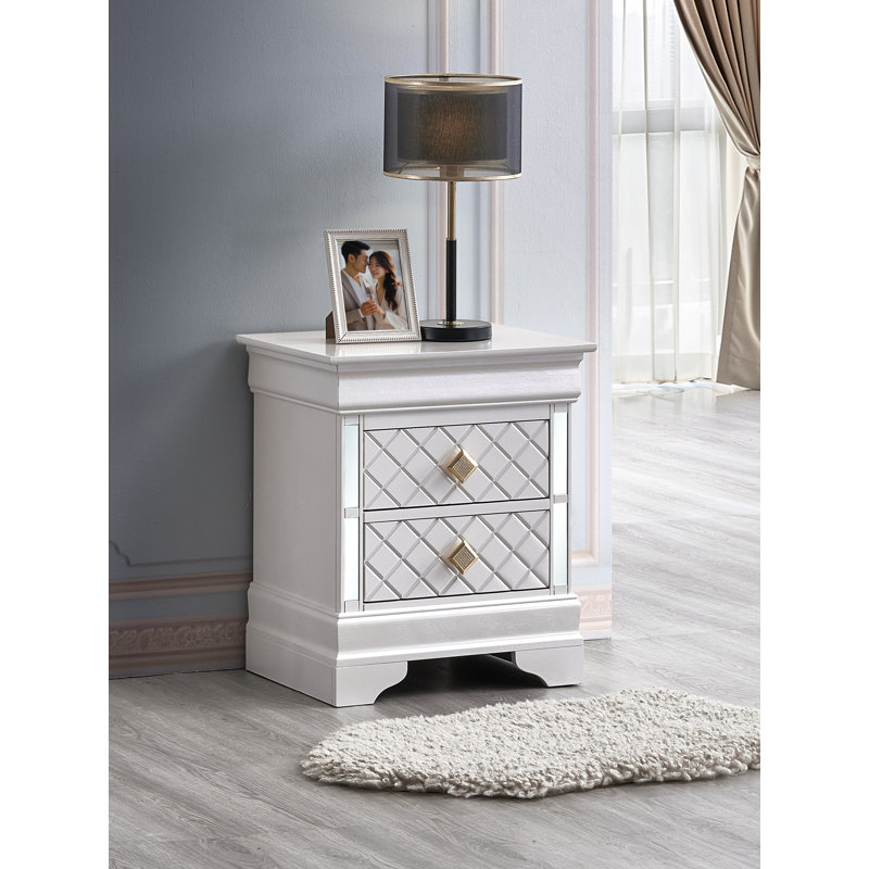 Ermir 5E978CE4B973480AAC24370B60AFAFC8 Nightstand Pearl White