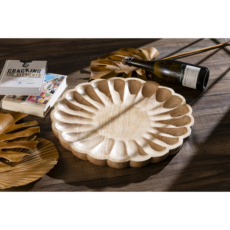 petit plateau à bords festonnés, L 18 po x P 18 po x H 1,5 po