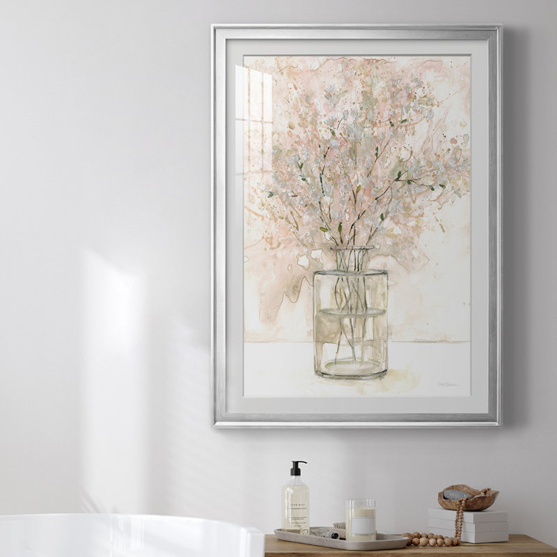 «Delicate Arrangement I», reproduction encadrée de qualité supérieure, prête à être accrochée, H 30,5 po x l 22,5 po