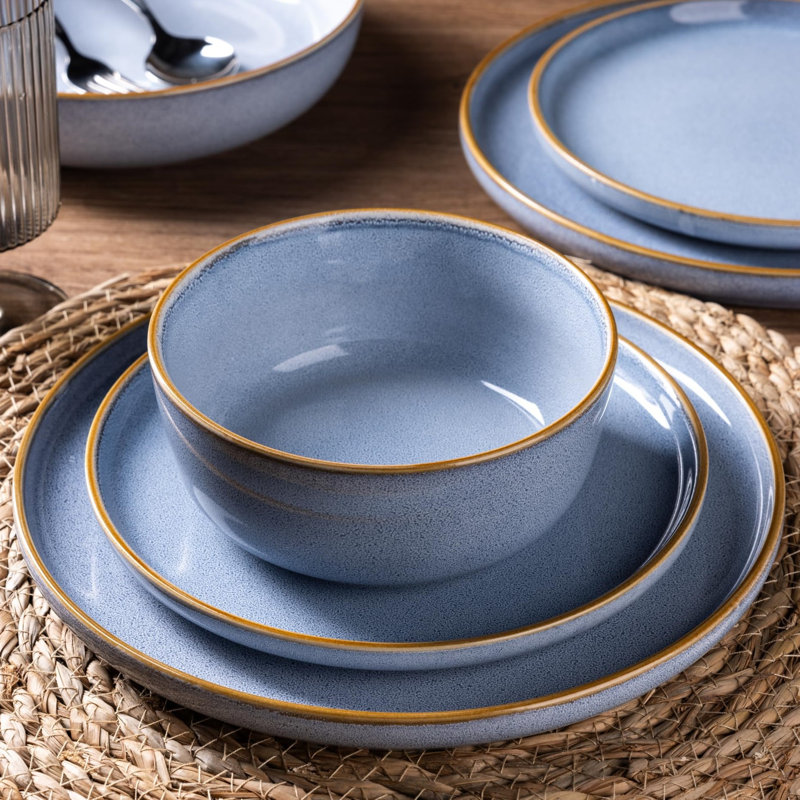 Brunnera Blue and White Porcelain Dinnerware Set for 4