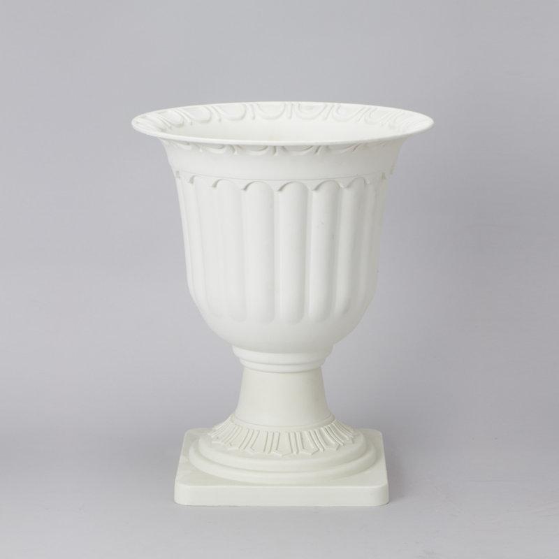 Olsen Urn Planter