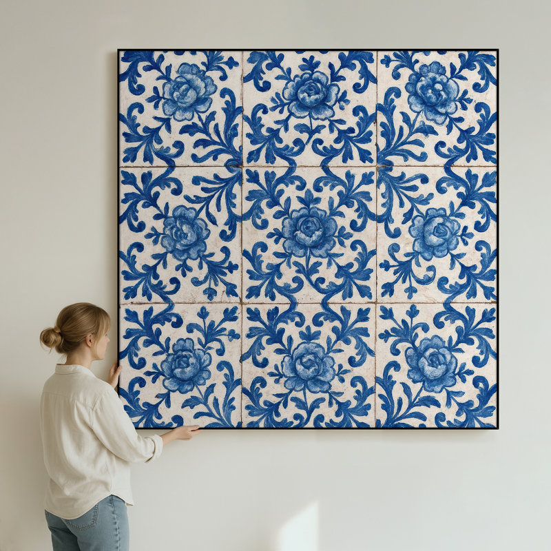 Très grande reproduction d'art sur tissu - Motif de carreaux floraux bleus classiques pour le salon ou la chambre à coucher - «Assemblage requis du cadre (cadre non fini)»