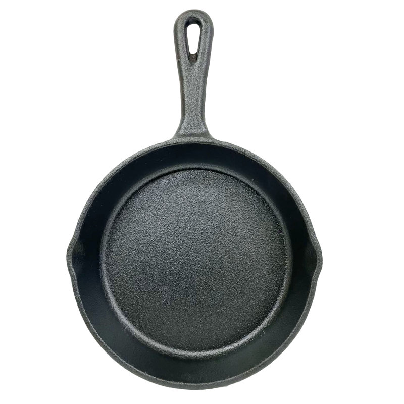 Mini batterie de cuisine pré-assaisonnée en fonte avec poêle de 6 po Cuisiland.