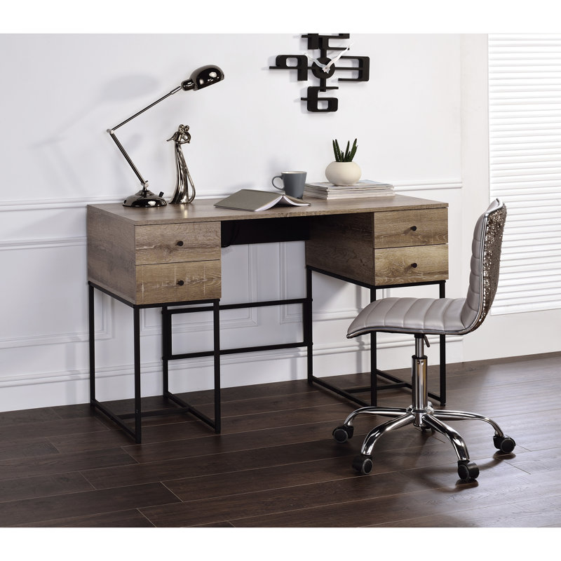 Table d'écriture rustique en chêne avec fonctionnalité et espace de rangement spacieux