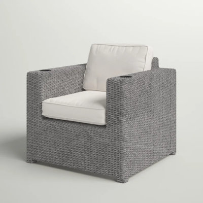 Chaise de patio entièrement assemblée avec coussins