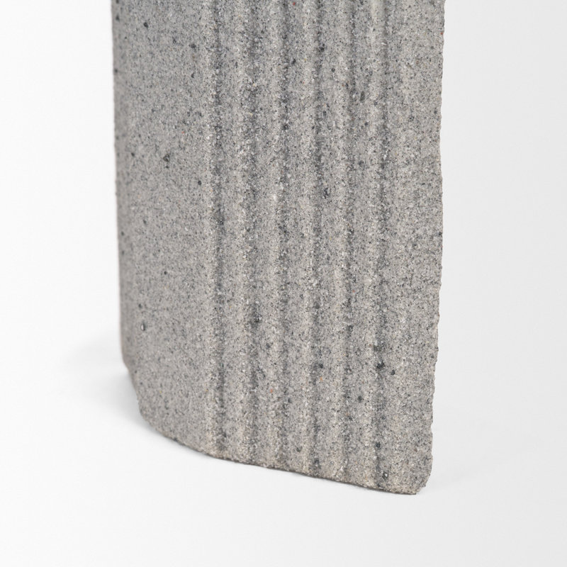 Objet décoratif en béton texturé en résine, Gris, H 8 po x l 2,37 po x P 5,25 po