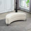Fauteuil demi-tonneau rembourré avec repose-pieds-108805424
