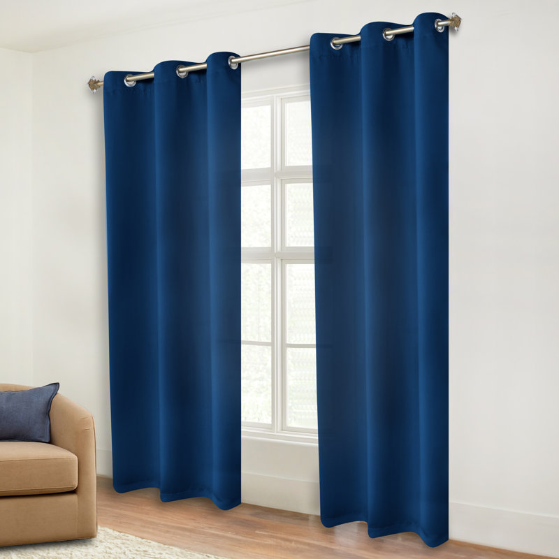 Paire de rideaux obscurcissant avec œillets Millendon, Marine, L 42 po x L 84 po