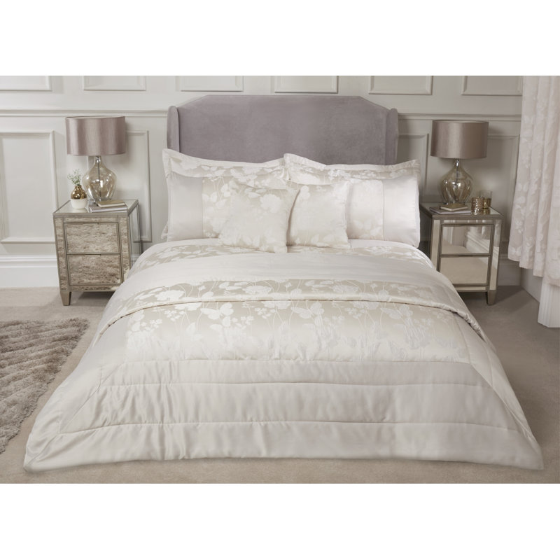 Leah Bedspread Set, Cream