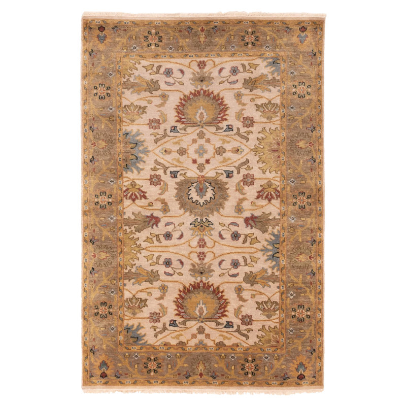 Tapis ivoire Jules Serapi 3 pi 11 po x 5 pi 11 po