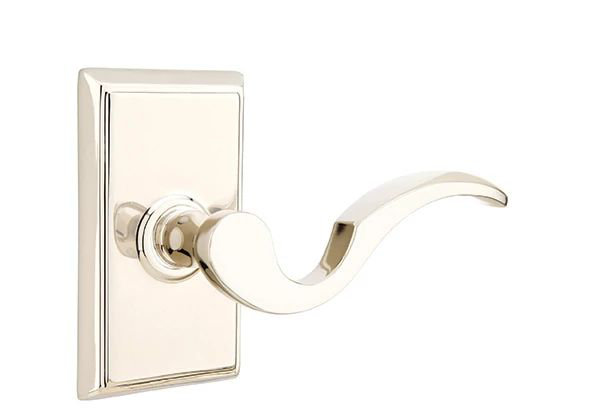 Mortaise intérieure Emtek avec rosette rectangulaire et levier Cortina, Gauche, Nickel poli