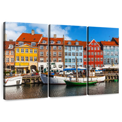 Sebbie Nyhavn Boat Dock