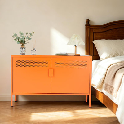 Armoire Locker - Armoire de rangement en métal de qualité supérieure avec 2 portes, tablette intérieure réglable, trous de ventilation, fermetures de porte magnétiques et pieds réglables antidérapants