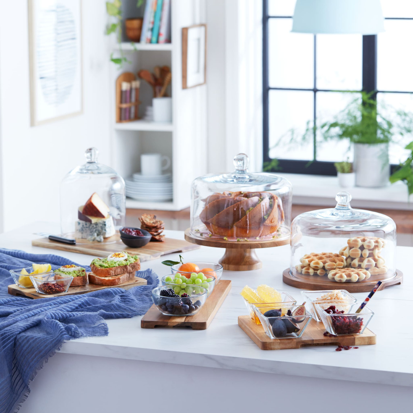 Libbey Acaciawood Cake Stand
