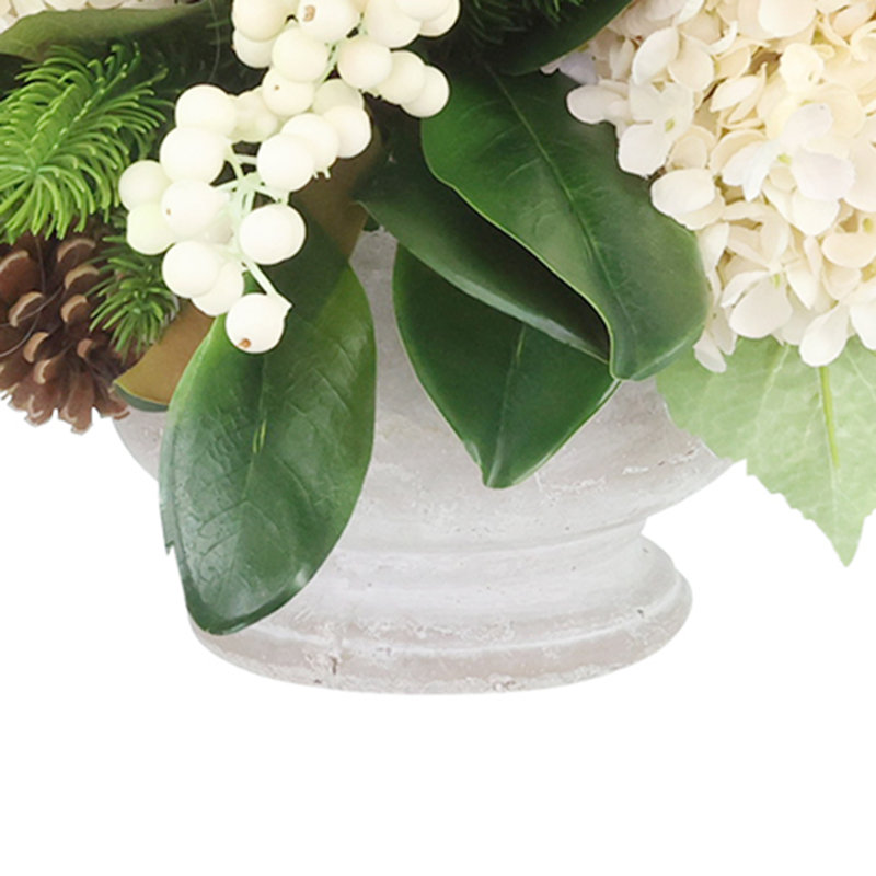 Holiday Centerpiece with Pinecones and Berries