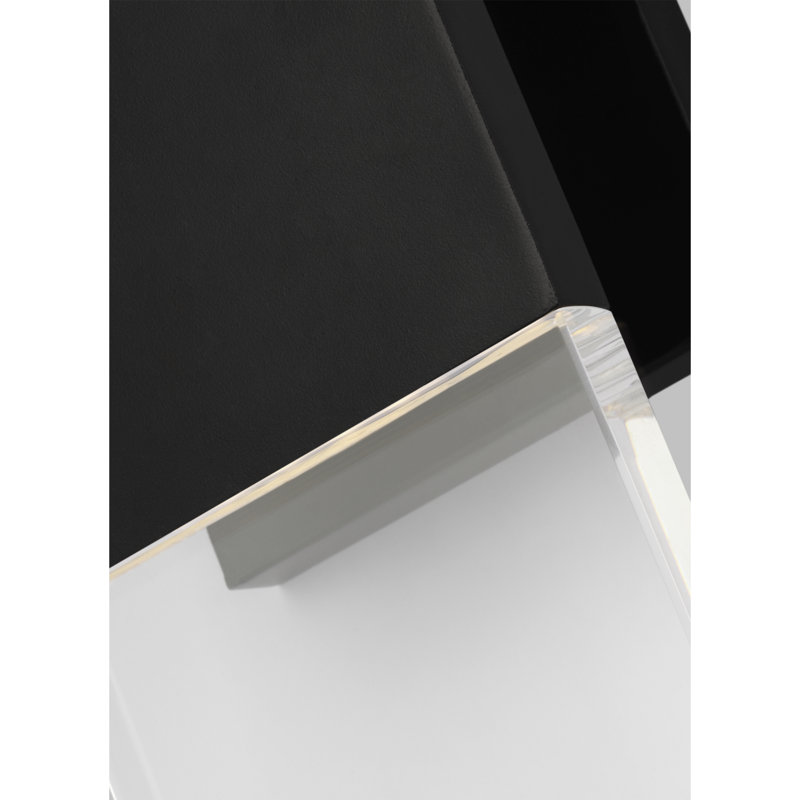 Kulma - Light LED Outdoor Wall Light, Black, 20.4" H x 4.5" W x 3" D