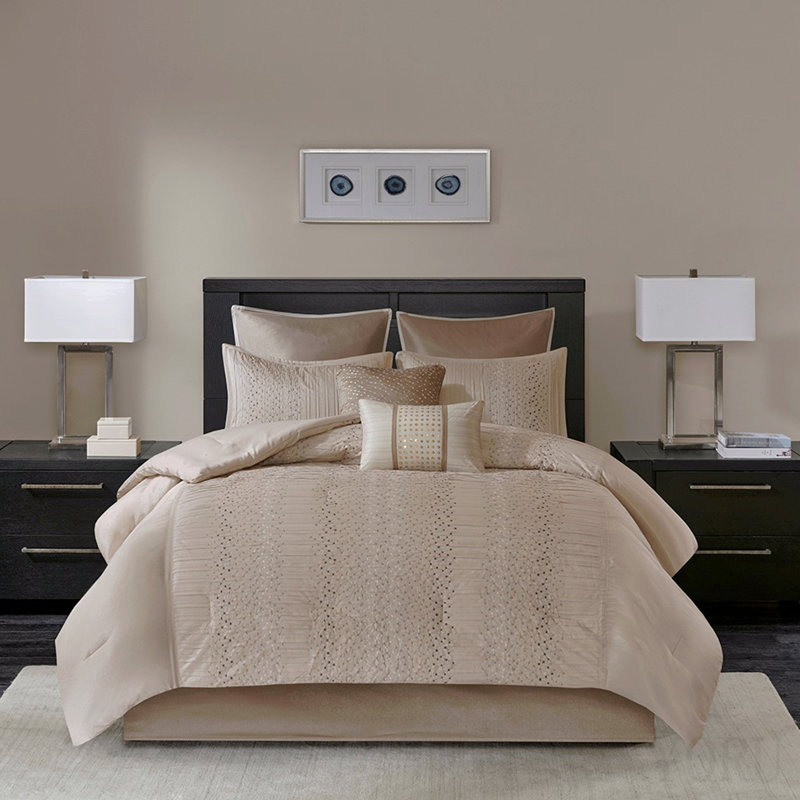 Ensemble d'édredon brodé 8 pièces très grand naturel, King Comforter + 7 Additional Pieces
