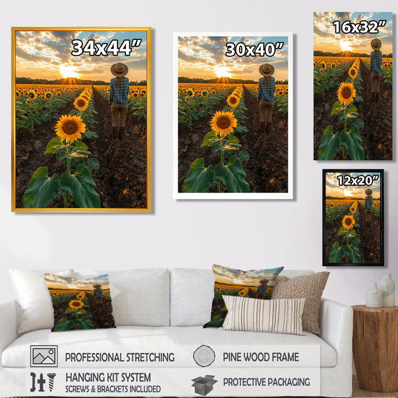 Gerritt tournesols dans le champ labouré - art mural de tournesols, H 40 po x l 30 po, Noir