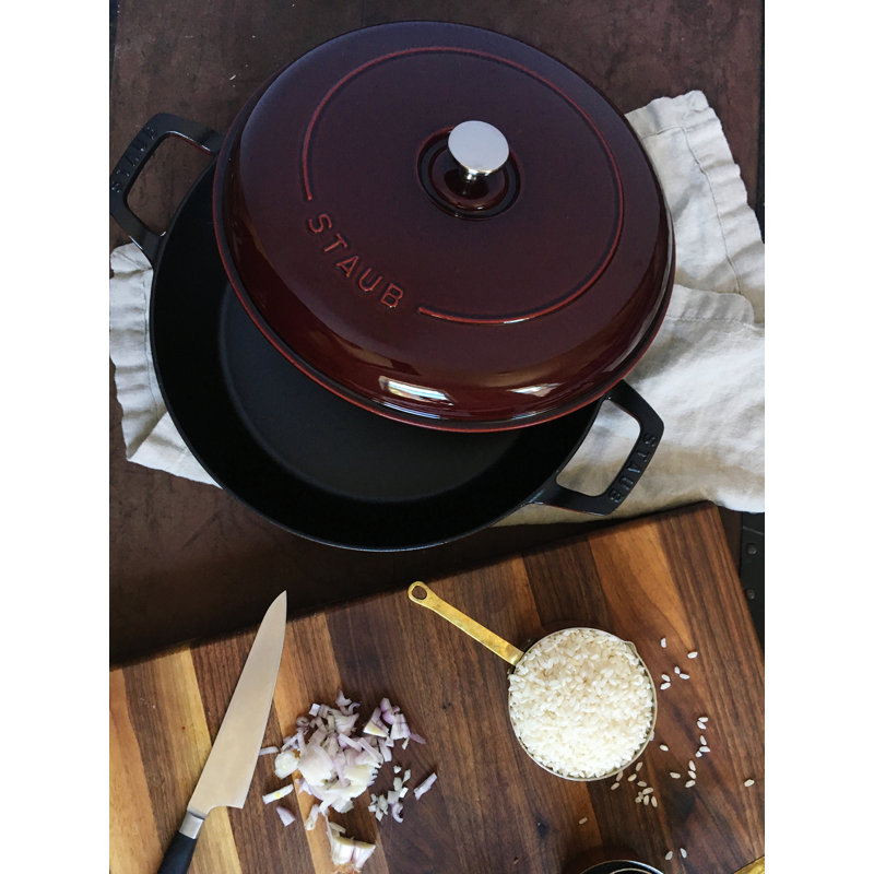 Cast Iron 3.59-qt Braiser with Lid, Grenadine