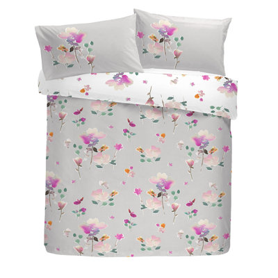 Dreams & Drapes Jessica Floral Duvet Cover Set with Pillowcases