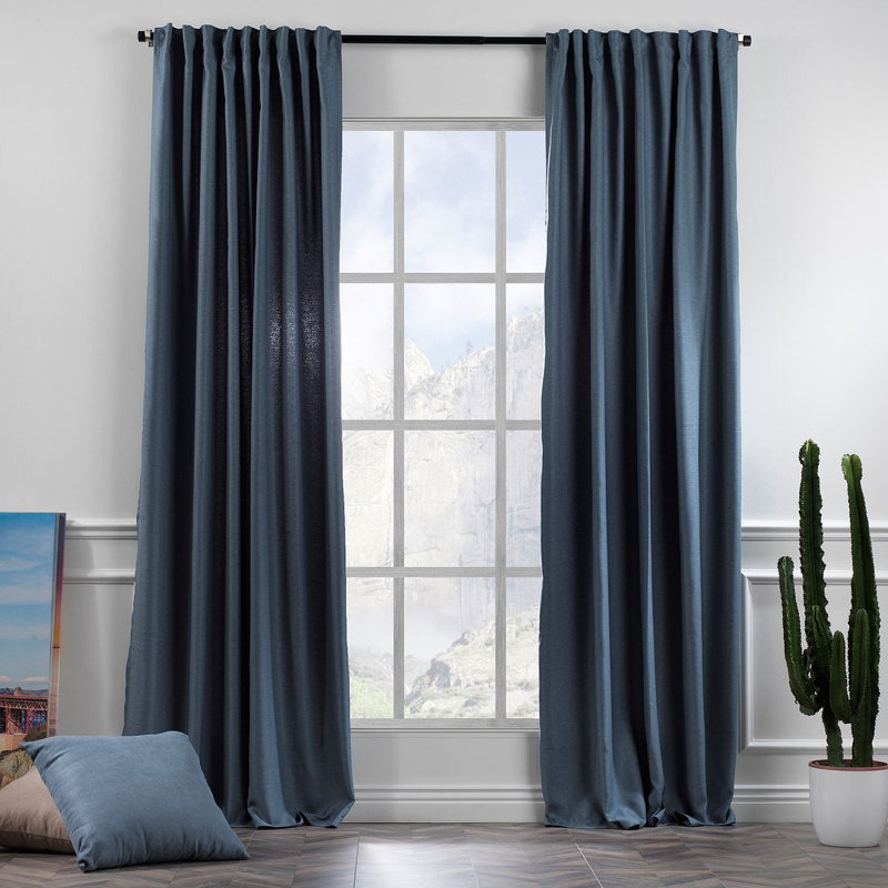 Panneau décoratif décoratif extra large et très long fait sur mesure, Bleu ciel, L 100 po x L 264 po