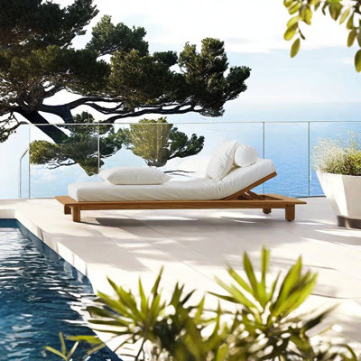 Chaise longue d'extérieur en bois massif Villa Hotel
