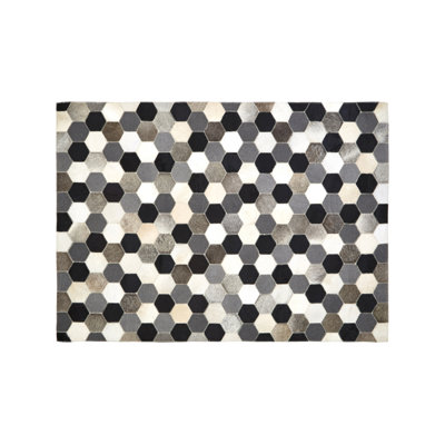 Lakresha Geometric Hand Woven Area Rug