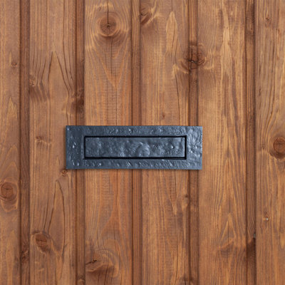 Hammer & Tongs - Rustic Letter Plate - W255mm x H85mm - Black