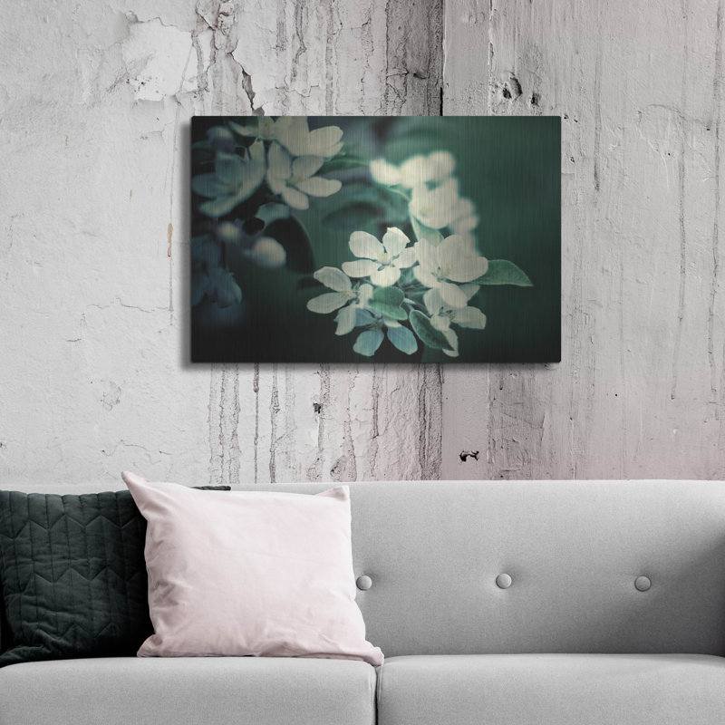 «The Midnight Garden II» par Ireneaieockocki