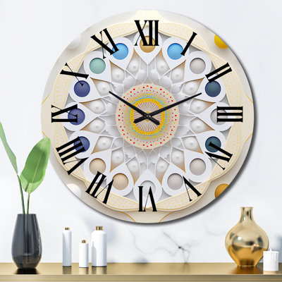 Horloge murale visionnaire