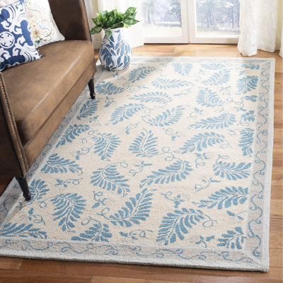 Tapis floral touffeté à la main Coreatha Martha Stewart